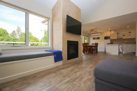 Amber Mist Villa Two - Accommodation Whitsundays 14