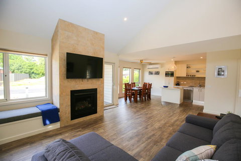 Amber Mist Villa Two - Accommodation Whitsundays 21