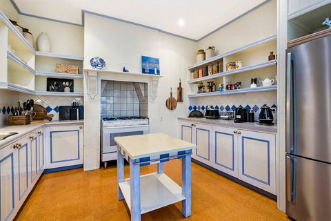 Edge17 Port Fairy Wharf - Accommodation Whitsundays 5