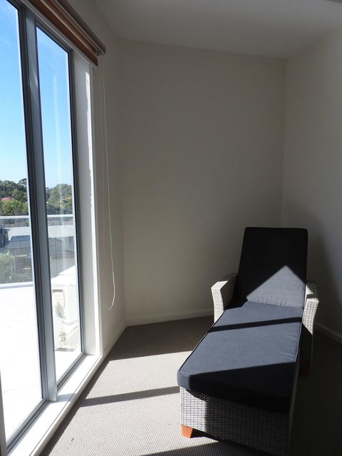 Phillip Island Towers - Accommodation Whitsundays 11