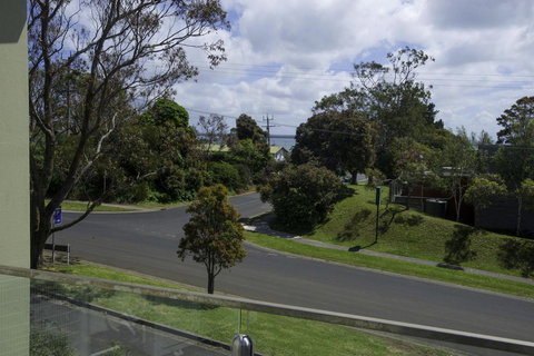 Phillip Island Towers - Accommodation Whitsundays 31