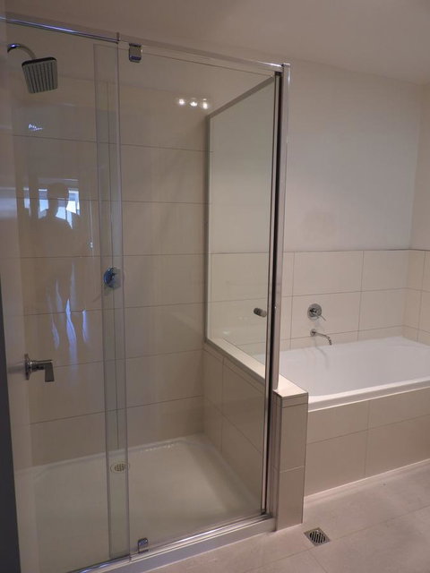 Phillip Island Towers - Accommodation Whitsundays 16