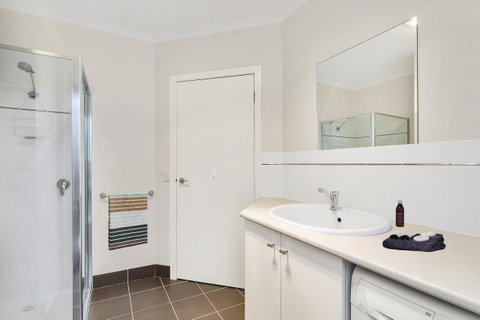 Bask At The Glade - Rejuvenate Stays - Accommodation Whitsundays 13