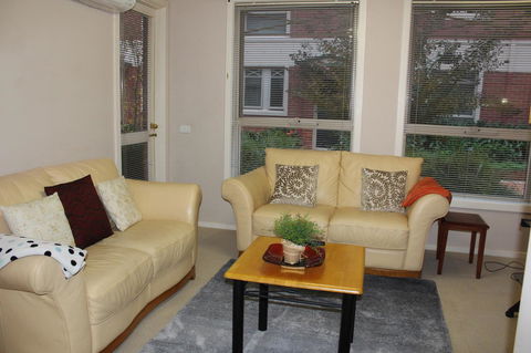 Australian Home Away @ Box Hill 2 Bedroom - Accommodation Whitsundays 5
