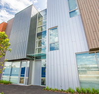 Docklands Waterfront Luxury Villa - Accommodation Whitsundays