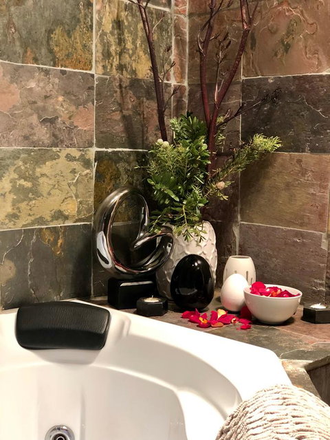 Minni Gums - Accommodation Whitsundays 21