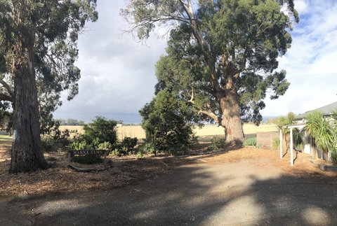 Minni Gums - Accommodation Whitsundays 18