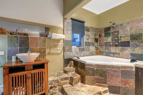 Minni Gums - Accommodation Whitsundays 6