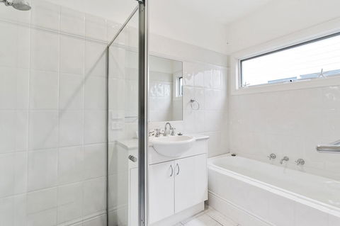 Perfect Blairgowrie Beach House - Accommodation Whitsundays 14