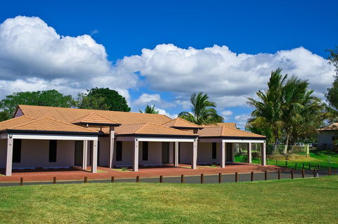 Coral Cove Resort - Accommodation Whitsundays 13