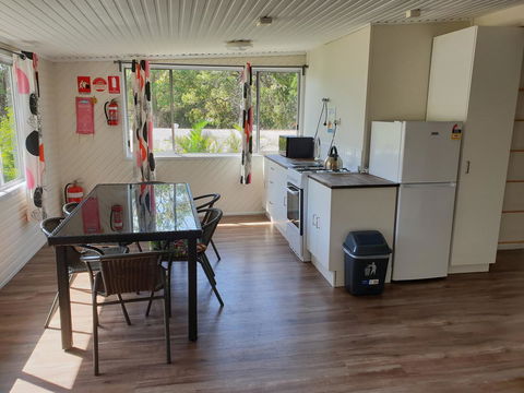 Castaways Moreton Island - Accommodation Whitsundays 16
