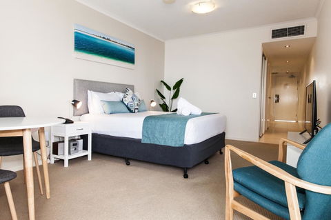 Ocean Views Resort Caloundra - Accommodation Whitsundays 12