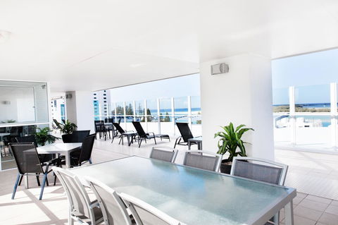 Ocean Views Resort Caloundra - Accommodation Whitsundays 10