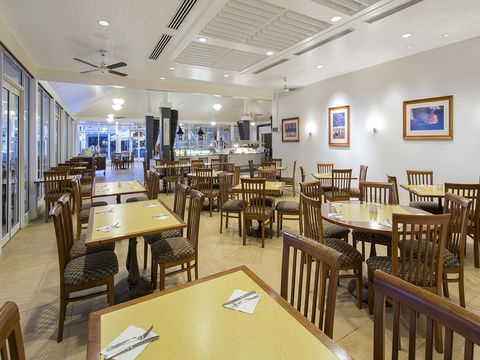 Hotel Grand Chancellor Palm Cove - Accommodation Whitsundays 37