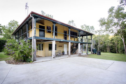 Airlie Beach Eco Cabins - Adults Only - Accommodation Whitsundays 44