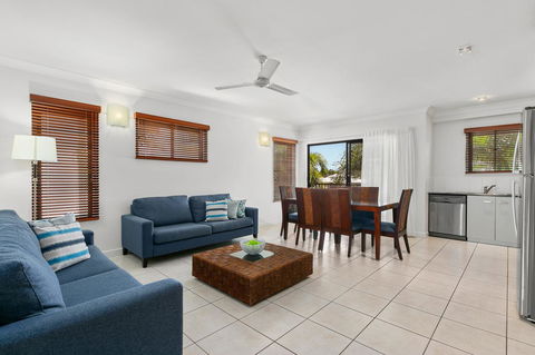 Blue Lagoon Resort - Accommodation Whitsundays 1