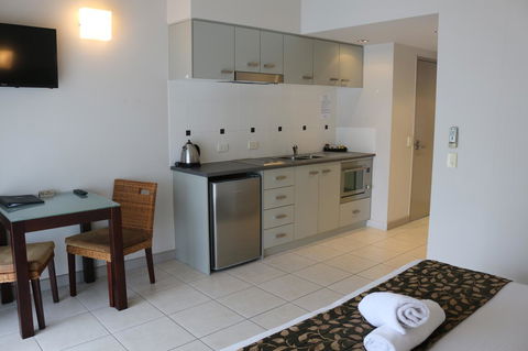 Blue Lagoon Resort - Accommodation Whitsundays 11