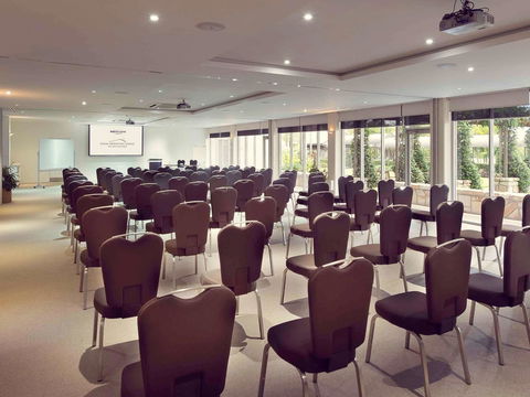Mercure Clear Mountain Lodge - Accommodation Whitsundays 28