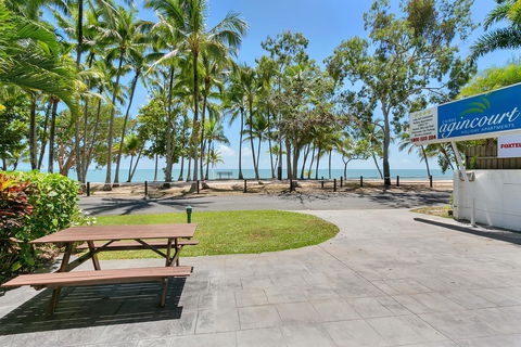 Agincourt Beachfront Apartments - Accommodation Whitsundays 5