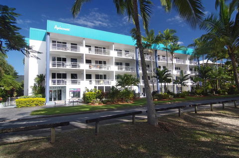 Agincourt Beachfront Apartments - Accommodation Whitsundays 1