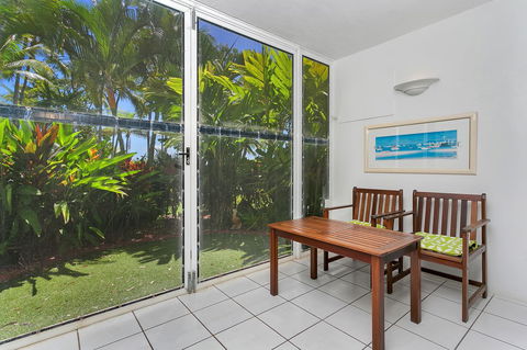 Agincourt Beachfront Apartments - Accommodation Whitsundays 13