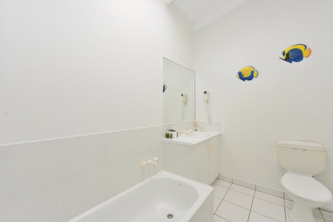 Seascape Holidays At Beachfront Terraces - Accommodation Whitsundays 8