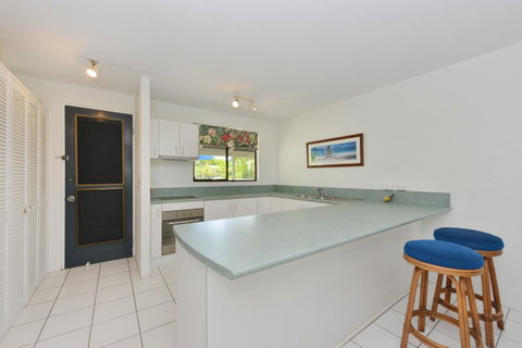 Seascape Holidays At Beachfront Terraces - Accommodation Whitsundays 15