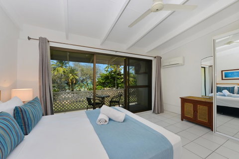 Seascape Holidays At Beachfront Terraces - Accommodation Whitsundays 5