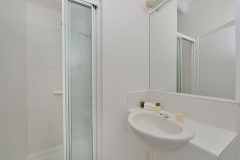 Seascape Holidays At Beachfront Terraces - Accommodation Whitsundays 7