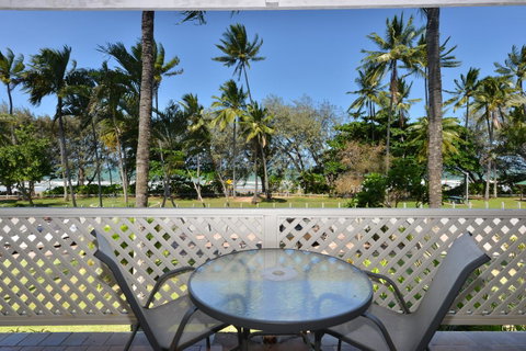 Seascape Holidays At Beachfront Terraces - Accommodation Whitsundays 2