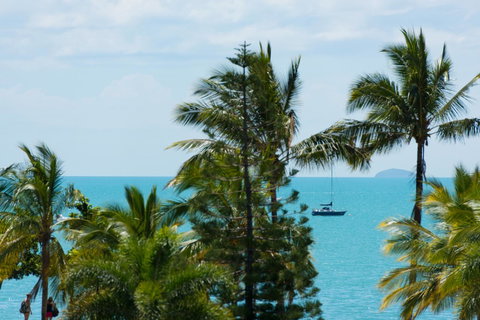 Heart Hotel And Gallery Whitsundays - Accommodation Whitsundays 13