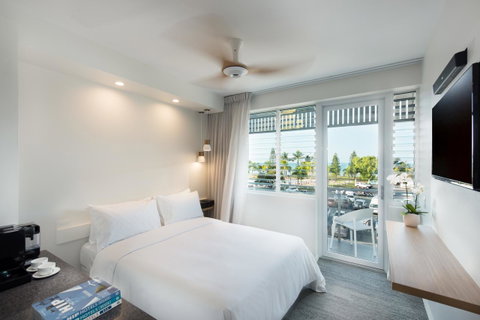 Heart Hotel And Gallery Whitsundays - Accommodation Whitsundays 5