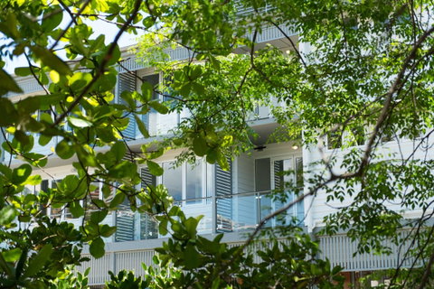 Heart Hotel And Gallery Whitsundays - Accommodation Whitsundays 9