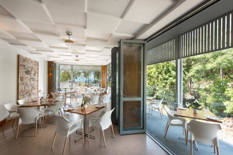 Heart Hotel And Gallery Whitsundays - Accommodation Whitsundays 6