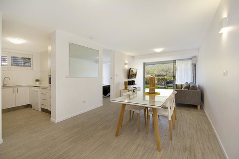 Jacaranda Noosa - Accommodation Whitsundays 12