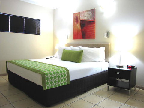 Regal Port Douglas - Accommodation Whitsundays 21