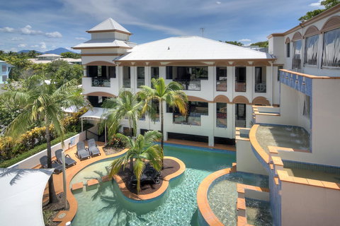 Regal Port Douglas - Accommodation Whitsundays 0