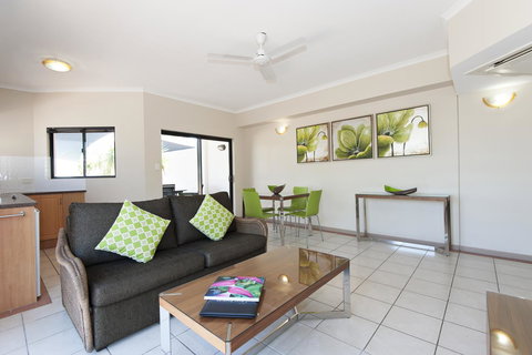 Regal Port Douglas - Accommodation Whitsundays 4