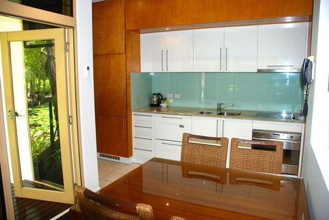 Sanctuary Palm Cove - Accommodation Whitsundays 23