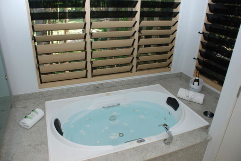 Sanctuary Palm Cove - Accommodation Whitsundays 15