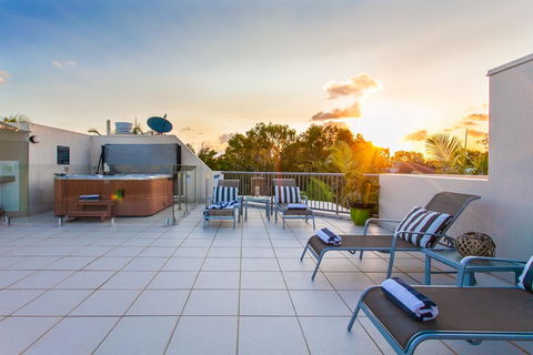 Noosa Tropicana - Accommodation Whitsundays 19