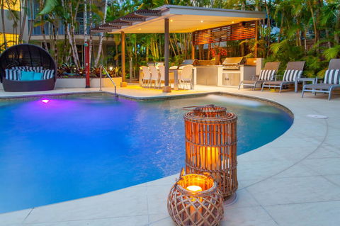 Noosa Tropicana - Accommodation Whitsundays 1