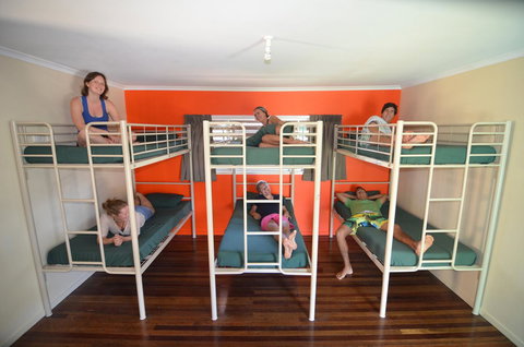 Backpackers In Paradise 18-35 Hostel - Accommodation Whitsundays 21