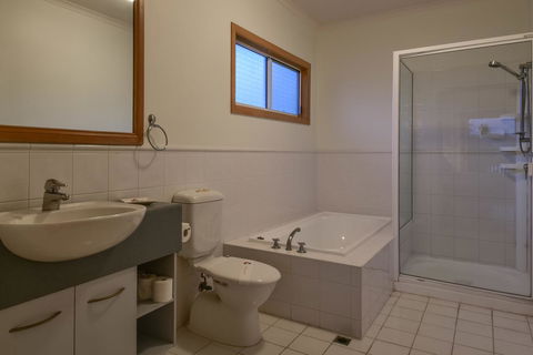 Bella Vista On Nara Pets Welcome - Accommodation Whitsundays 16