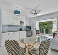Couples private spa beach getaway - Accommodation Whitsundays