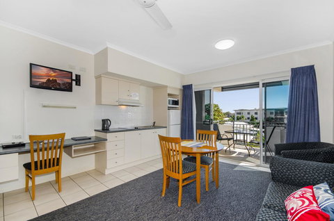 Madison Ocean Breeze Apartments - Accommodation Whitsundays 12
