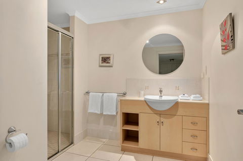 Bellevue At Trinity Beach - Accommodation Whitsundays 2