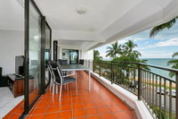 Roydon Beachfront Apartments