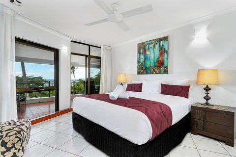 Roydon Beachfront Apartments - Accommodation Whitsundays 22