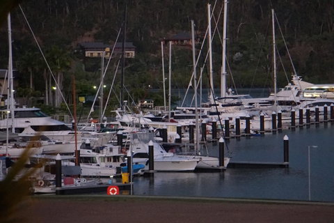 Airlie Seaview Apartments - Accommodation Whitsundays 10
